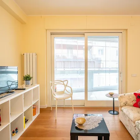 La Casa Di Carla شقة كالياري